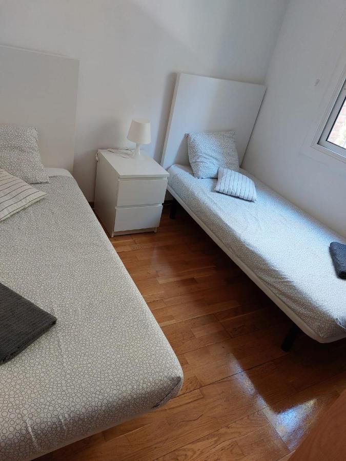 Apartamento Tranquilo Cerca De La Sagrada Familia Barcelona Exterior photo